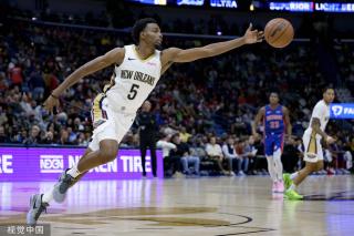 队打出行云 队打出行云