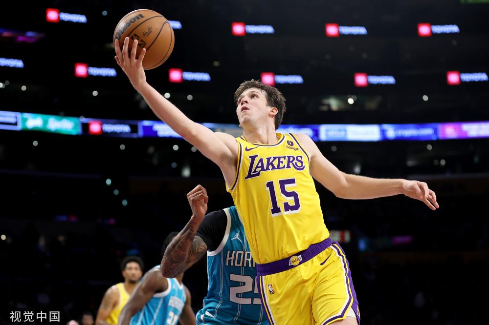 防守稳固的 防守稳固的