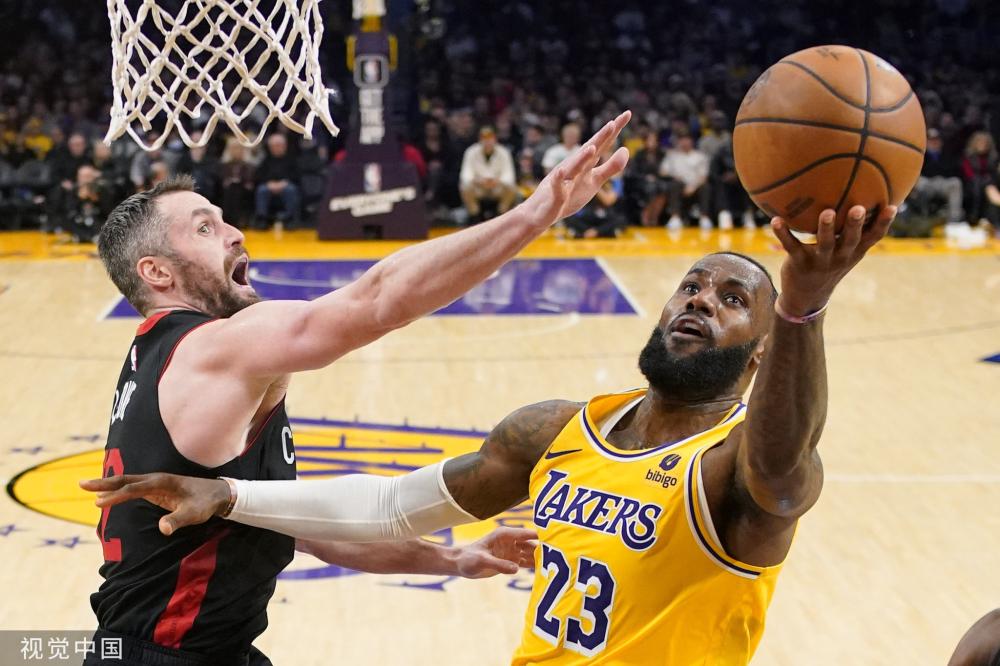 过去10年联盟总得分排行榜：字母哥高居第一 詹姆斯第5库里第6