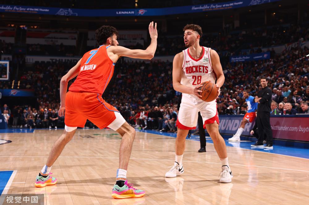 有没有一种感觉，25到26赛季欧联决赛，也许还会是英超内战（有种预感：25／26赛季欧联决赛或再上演英超内战）